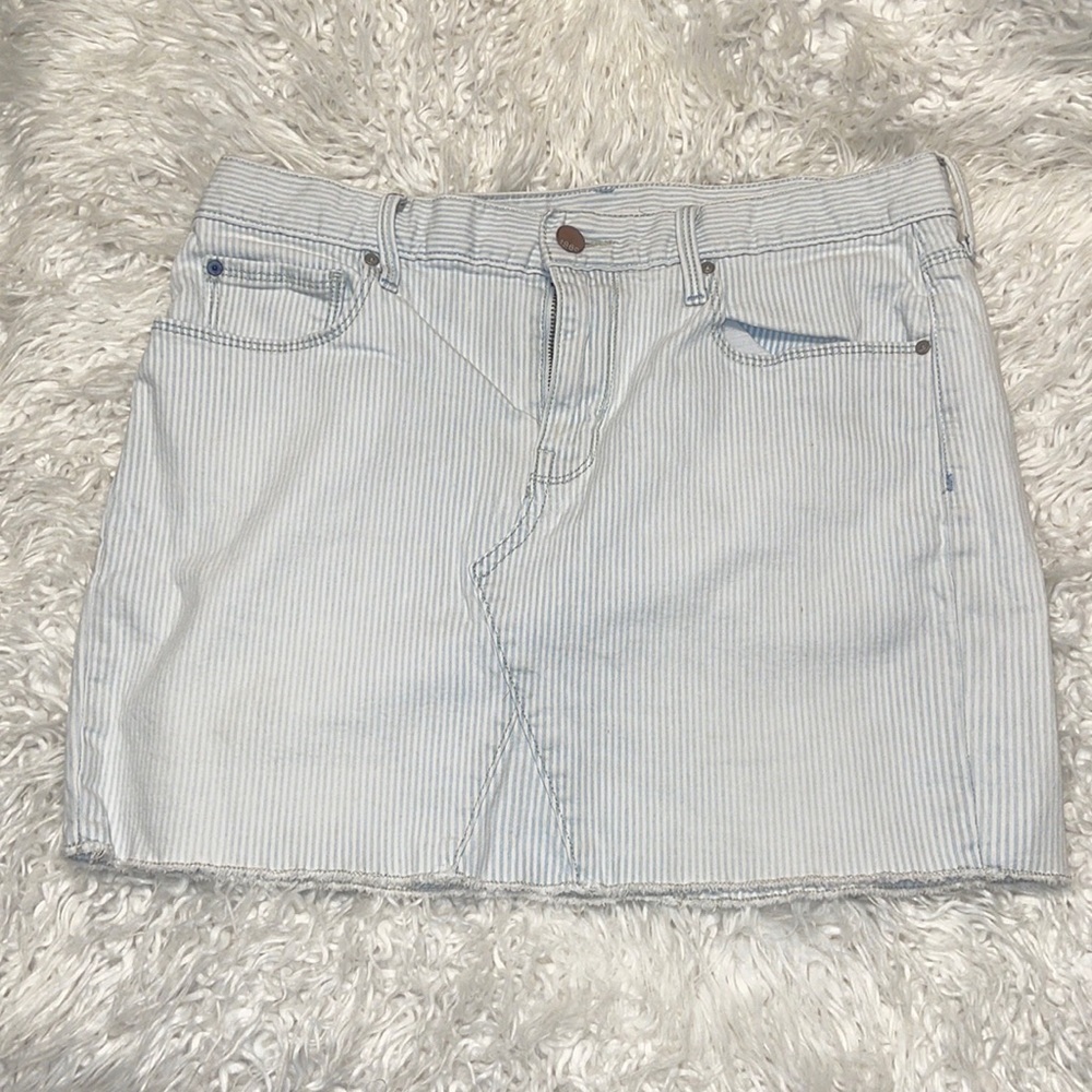Gap vertical stripped light blue jean skirt